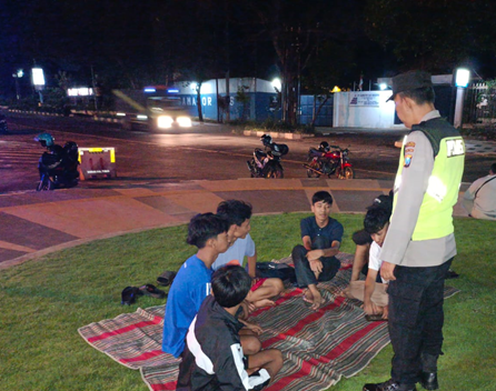 gambar(393)