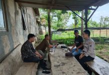 Kanit Binmas Polsek Montong sambang warga binaan dan dialogis