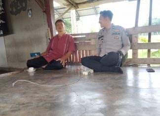 Bhabinkamtibmas Sambang dan Dialogis Dengan Tomas desa Pakel
