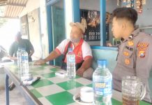 Bhabinkamtibmas Desa Nguluhan Ajak Perhutani Jaga Kamtibmas Lewat Ngopi Bareng