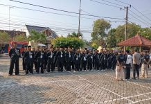 Polsek Kenduruan Polres Tuban Kawal Ketat Pemberangkatan Calon Warga Baru PSHT Ranting Kenduruan ke Padepokan Cabang Tuban