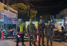 Anggota Polsek Senori Polres Tuban Polda Jatim Melaksanakan Pengamanan Kegiatan Haflah Tasyakur Wal Ikhtitam Di PP Mansaul Huda 2 Desa Jatisari
