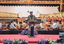 Kapolda Jatim Gaungkan Semangat Jogo Jawa Timur di Pagelaran Wayang Kulit Hari Bhayangkara ke – 80
