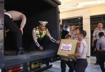 Polri Peduli : Polres Situbondo Kirim Bantuan Kemanusiaan untuk Korban Gempa NTT