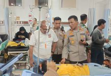 Kapolresta Sidoarjo Cek Kondisi Santri Ponpes Manbaul Hikam di Rumah Sakit, Pastikan Penanganan Maksimal